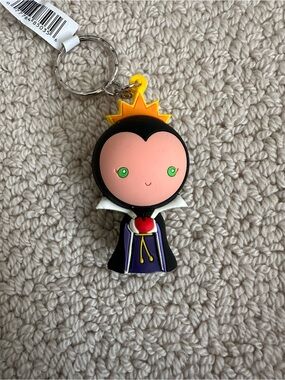 Disney Snow White “Evil Queen” Keychain!